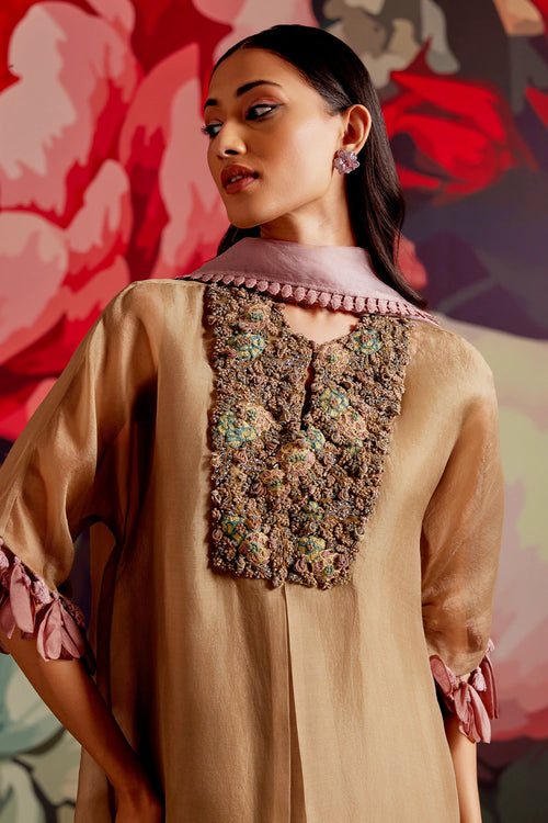 Sunela Kurta Set