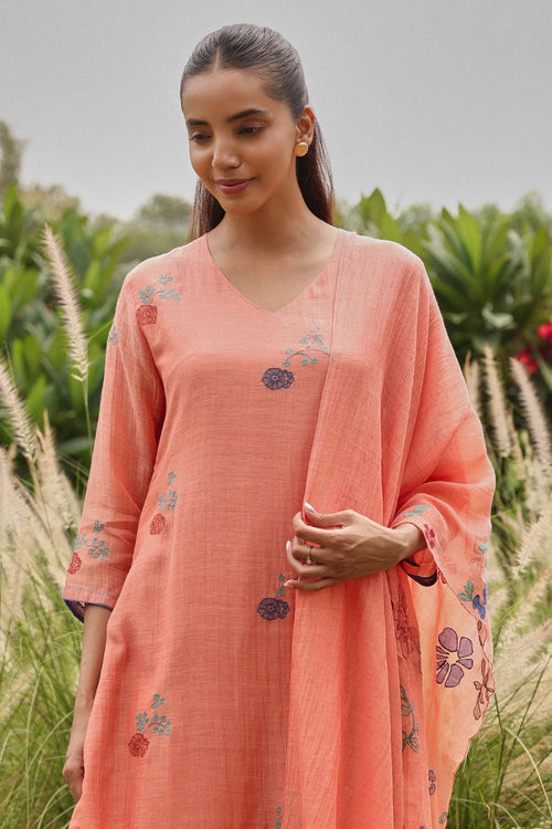 Magnolia Thread Embroidered Kurta Set