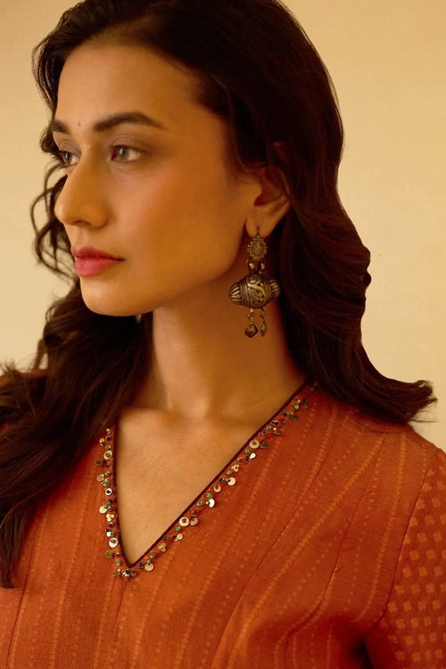 Rekha Kurta and Kumud Pant with Pihu Dupatta and Usha Gilet