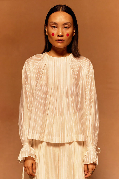 Oru Box Pleat Top