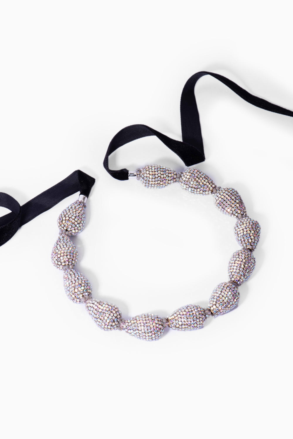 Thick Pyrus Necklace in Sparkling White