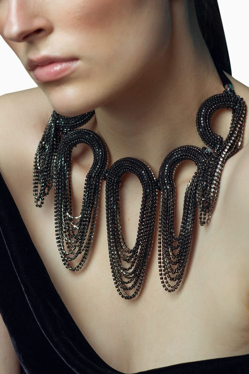 Infinity Fall Necklace in Charcoal Black