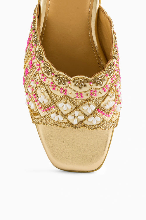 Vintage Wink Sandals