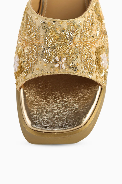 Miss Maple Sandals