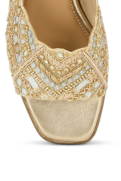 Naaz Wedge Sandals
