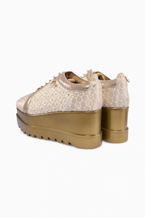 Pitara Wedge Sneakers