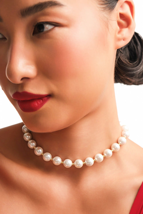 Classic Bandel Pearl Necklace