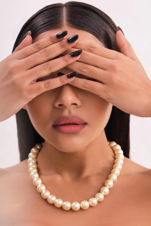 Classic Single Golden Necklace