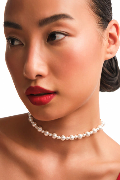 Mini Skip Cluster Pearl Necklace