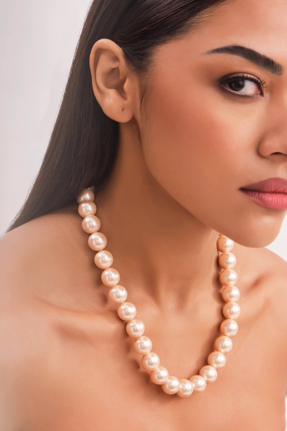 Classic Single Golden Necklace