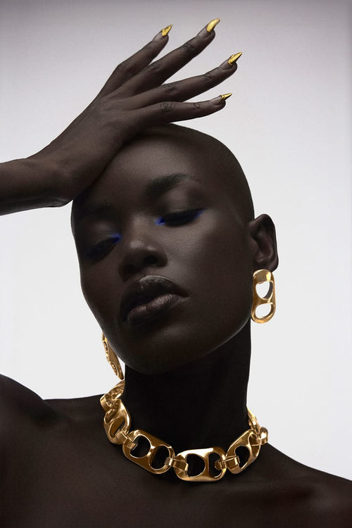 Dramatic Can Choker