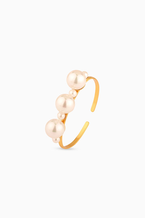 Empress Pallu White Pearl Holder