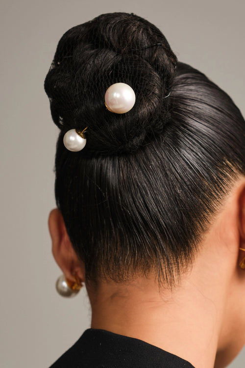 The Raya Pearl Hair Pin