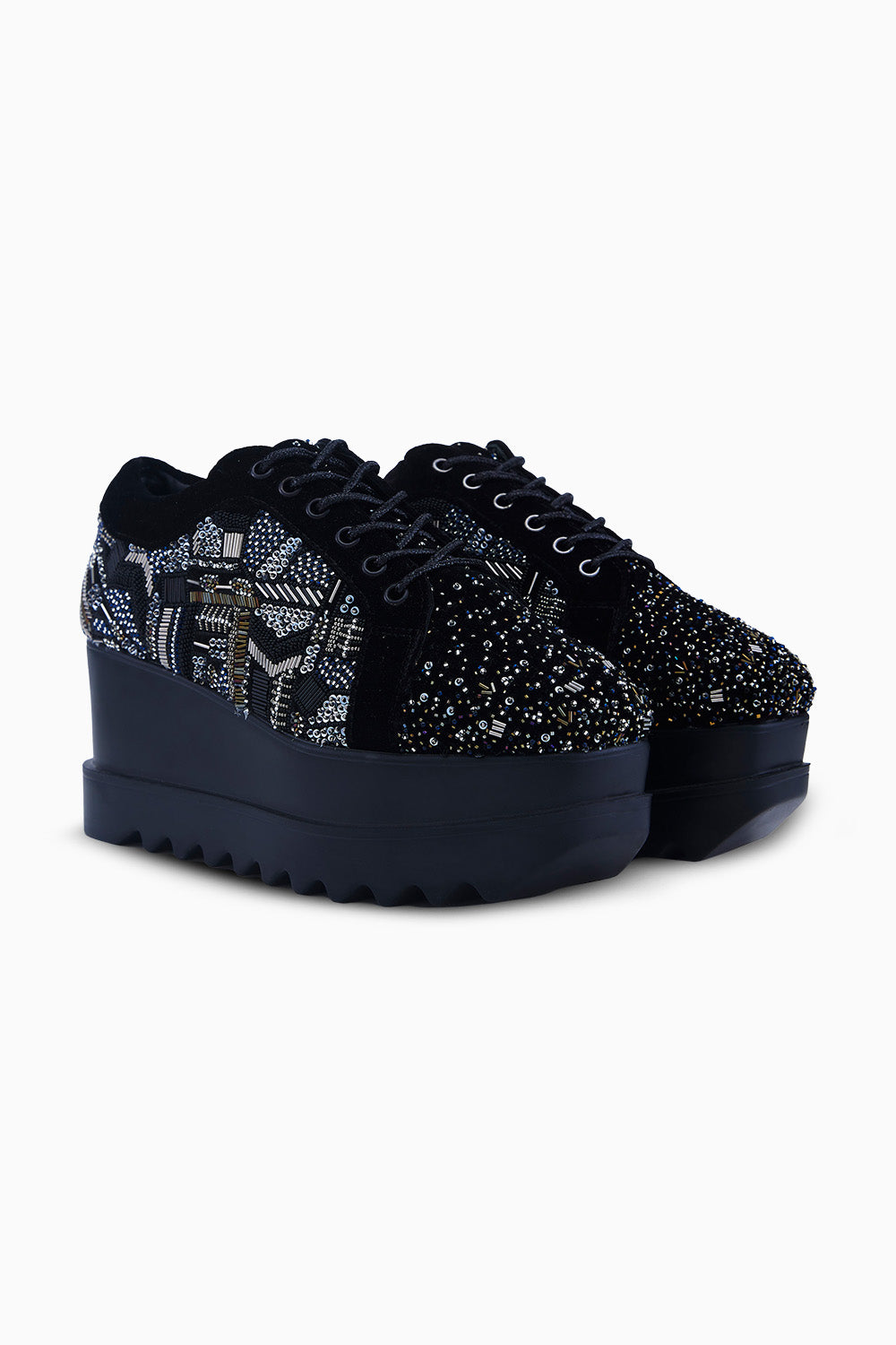 No Nazar Wedge Sneakers