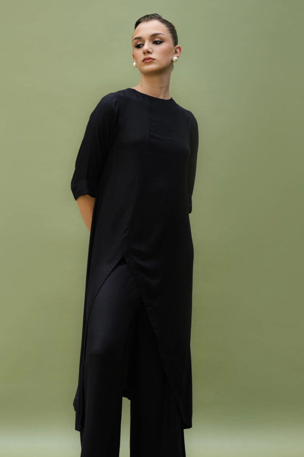 Ren Black Top With Pants