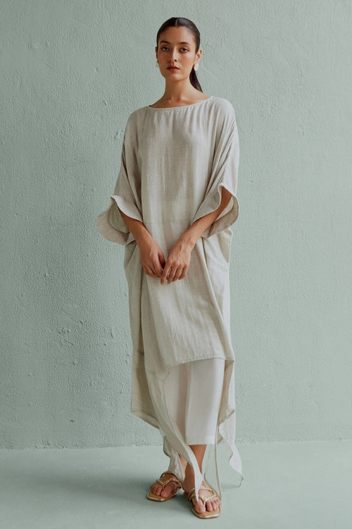 Ubava Natural Top With White Pants