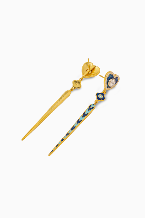 Dil Tila Linear Earrings