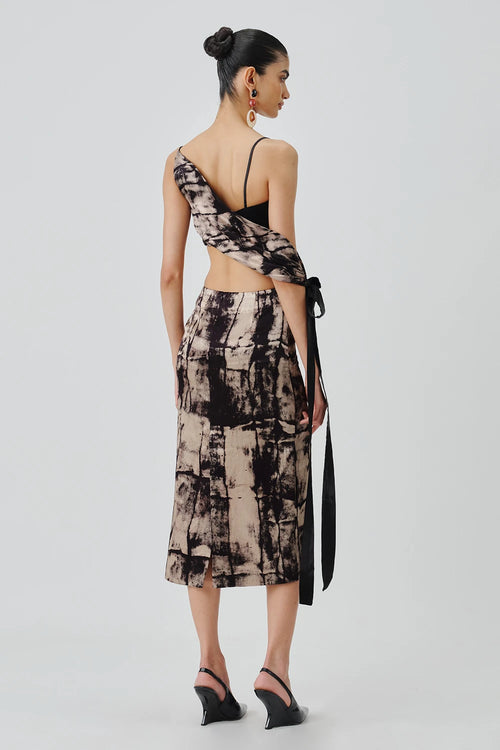 Monolith Column Skirt