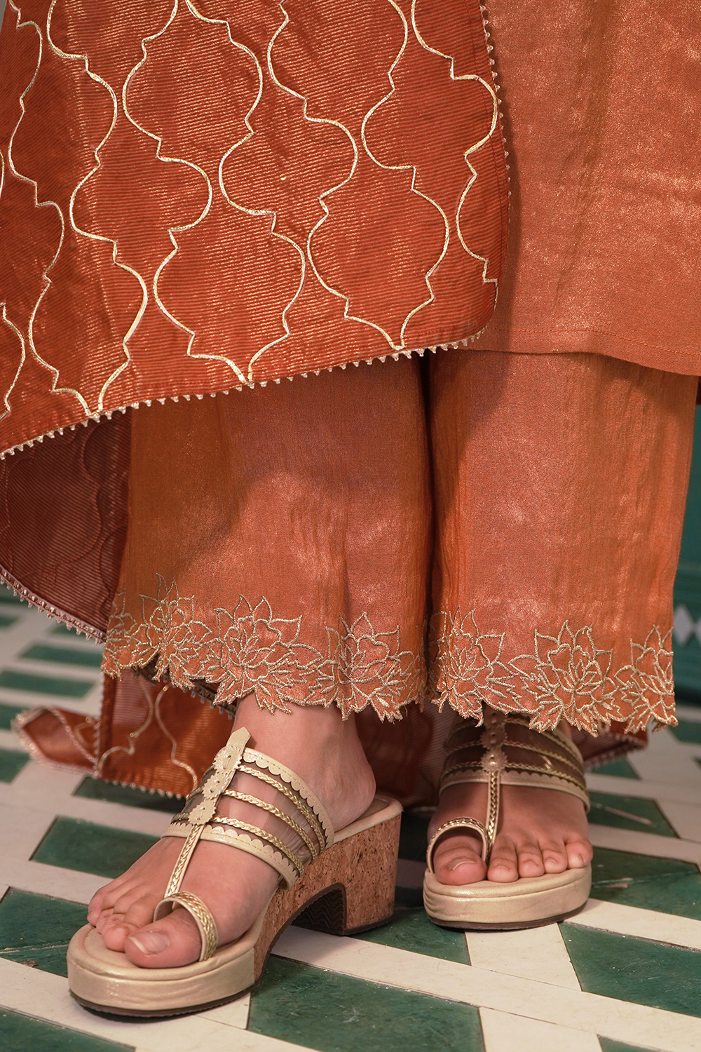 Amber Zari Tissue Kurta and Pants with Dupatta