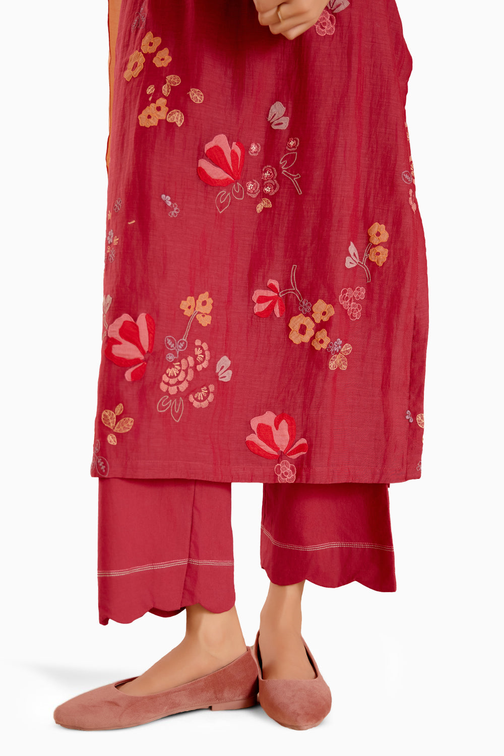 Floral Embroidered Kurta Set