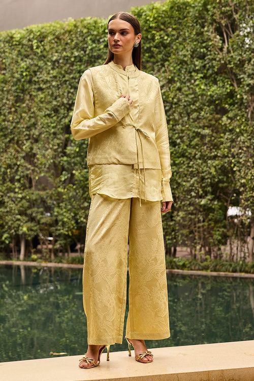 Butter Yellow Jacquard 3 Piece Set