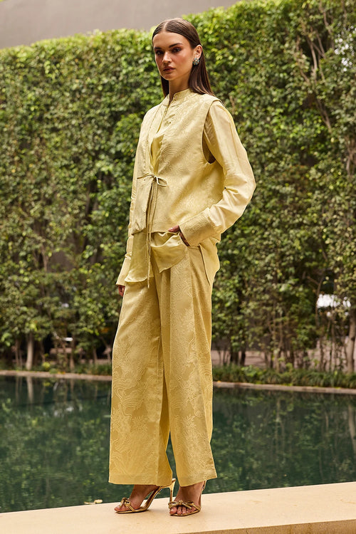 Butter Yellow Jacquard 3 Piece Set