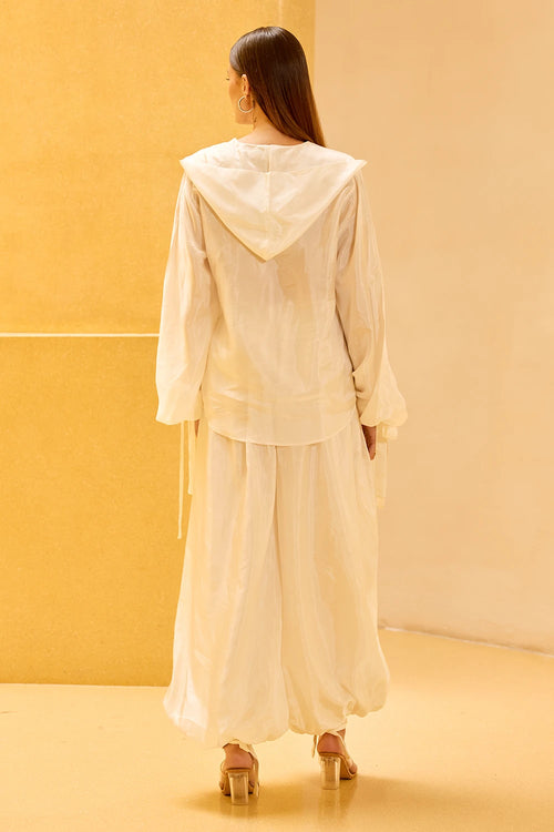 Ivory Taffeta Set