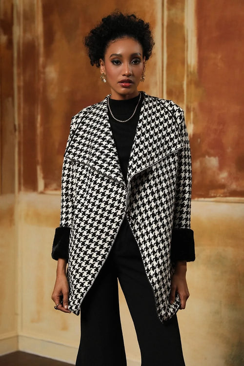 Monochrome Classic Houndstooth Knit Cape