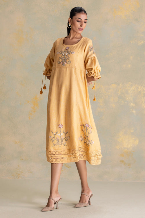 Candlelit Blooms Cashew Bed Of Roses Dress