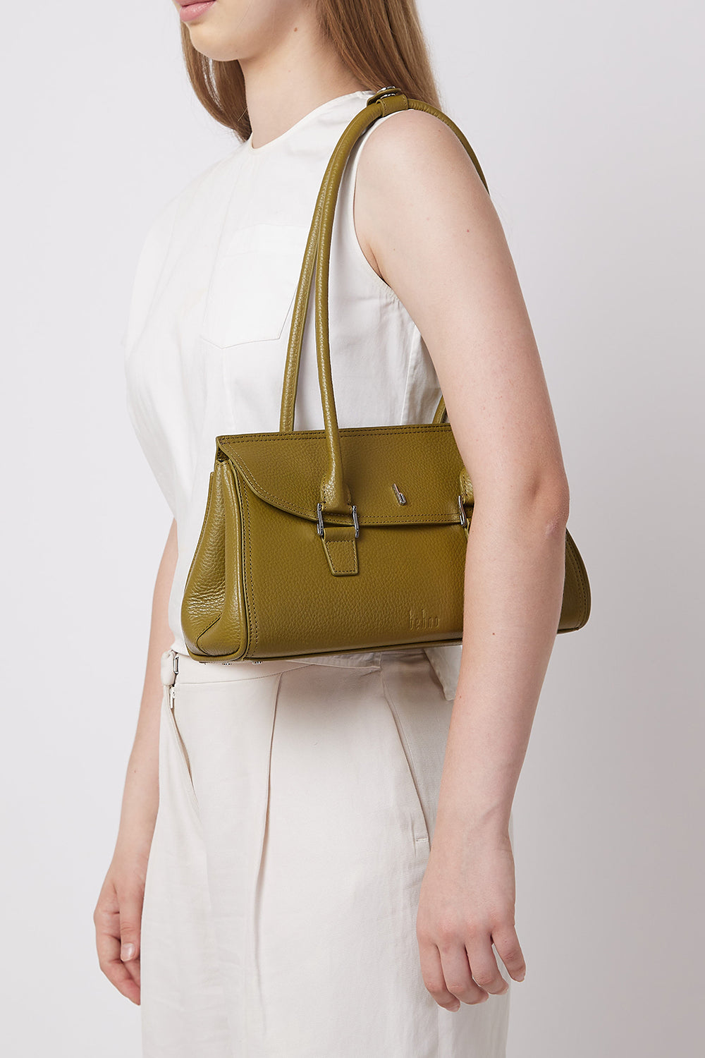 Coco Pebble Olive Baguette Bag