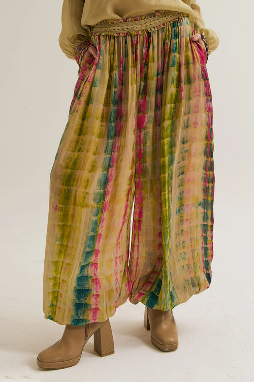 Bauhini Pant