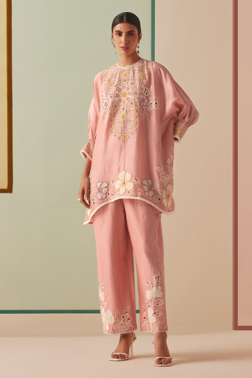 Old Rose Contrast Applique And Cordwork Kurta With Pants