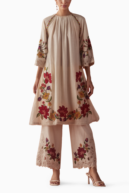 Ivory Hibiscus Applique Kurta with Pants