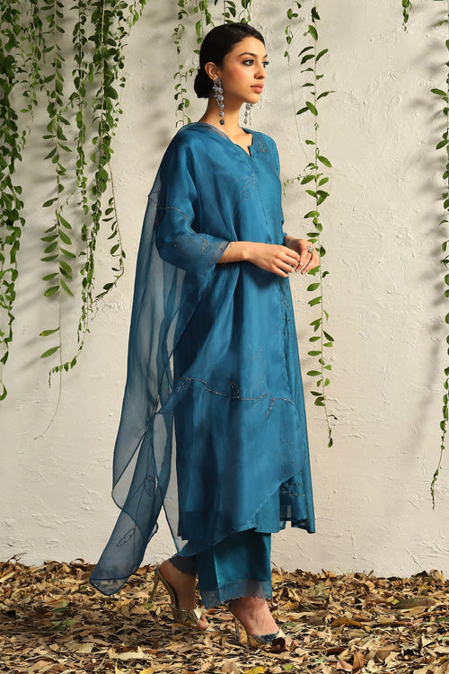 True Blue Side Gathered Kurta Set