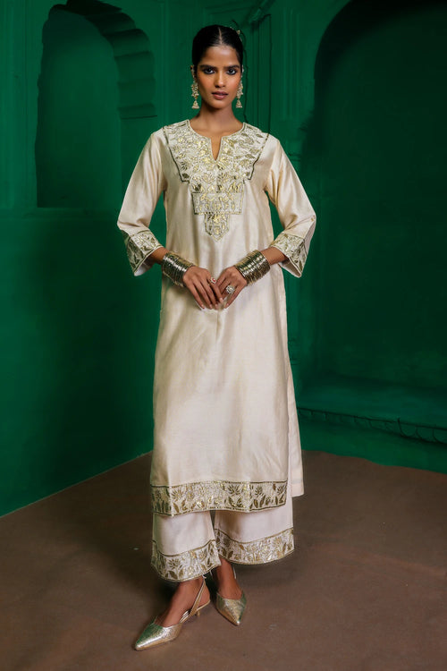 Shashikala 2 Suit Set