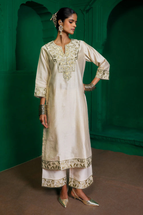 Shashikala 2 Suit Set