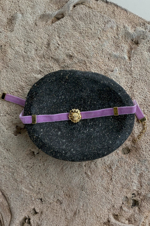 Timeless Lion Velvet Choker
