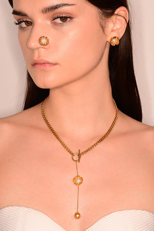 Flower Nose Pin