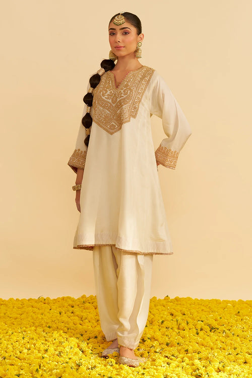 Mehza Daisy Ivory Short Chauga With Salwar
