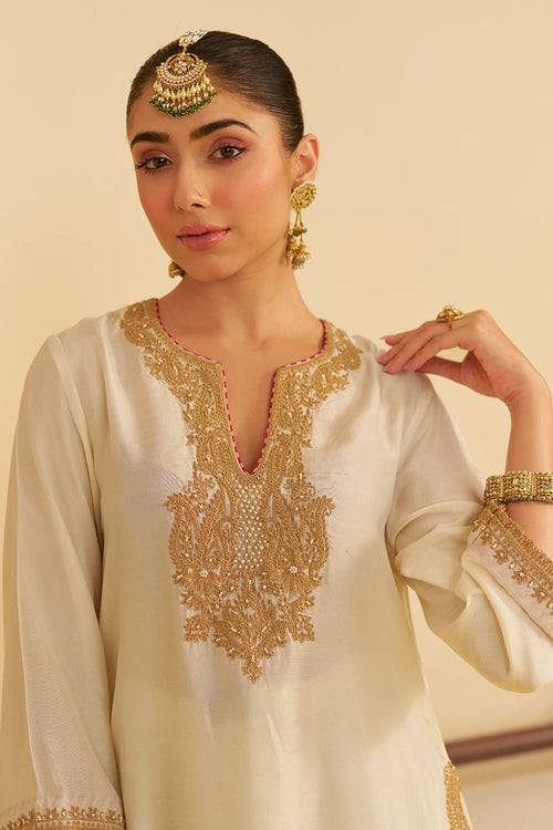 Amaya Daisy Ivory Long Kaftan With Salwar