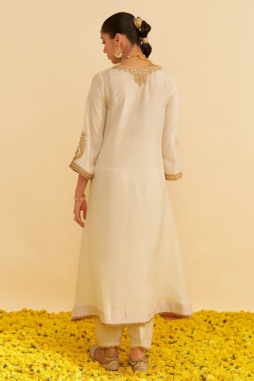Haayat Daisy Ivory Long Kaftan With Salwar