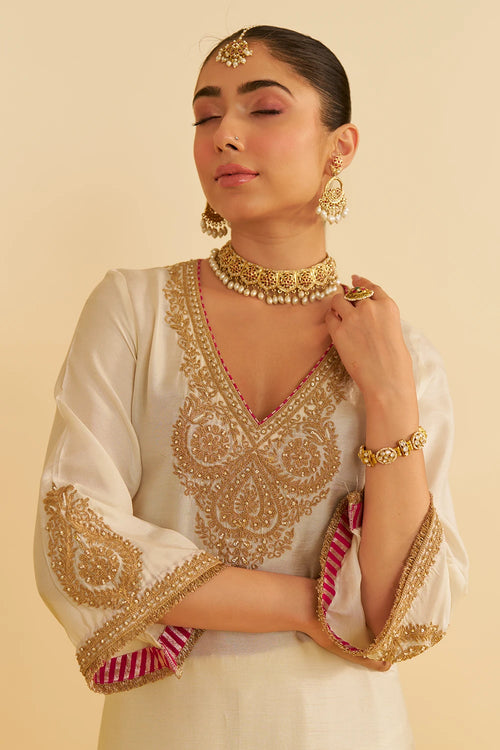 Haayat Daisy Ivory Long Kaftan With Salwar