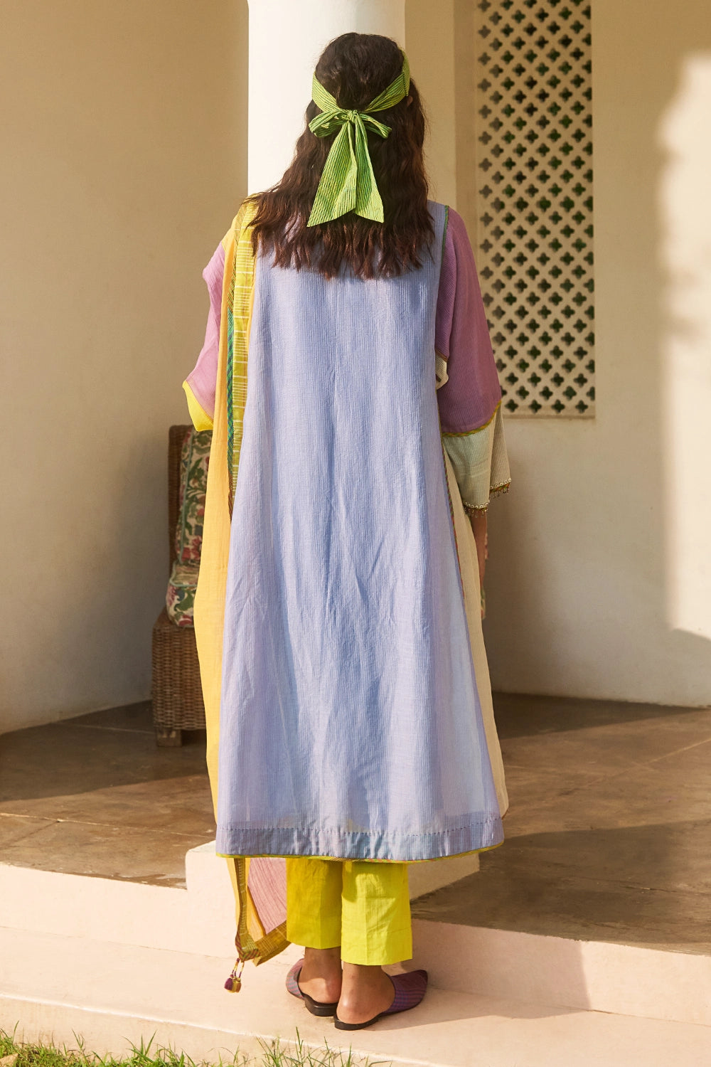 Daisy Kurta