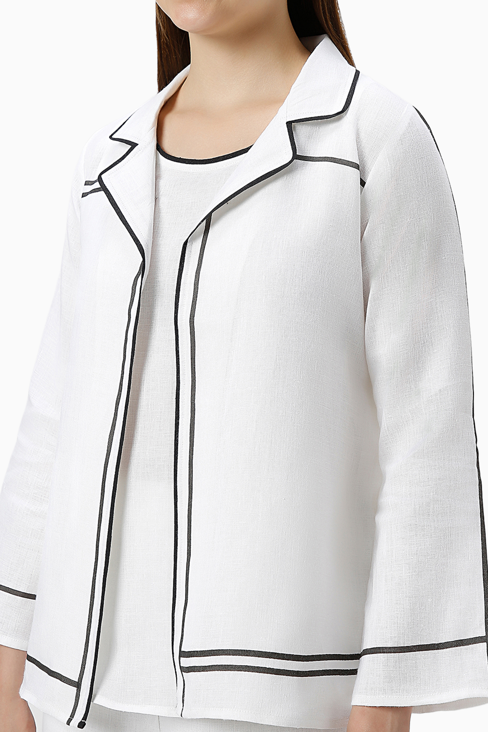 Crossroad White Jacket with B-shell and Pant