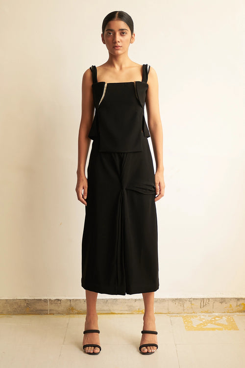Contour 3D Slit Top with Knotted Trouser Skirt
