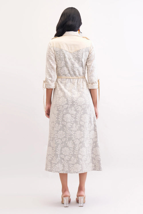 Ivory Hawk Trench