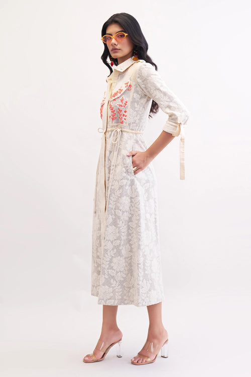 Ivory Hawk Trench
