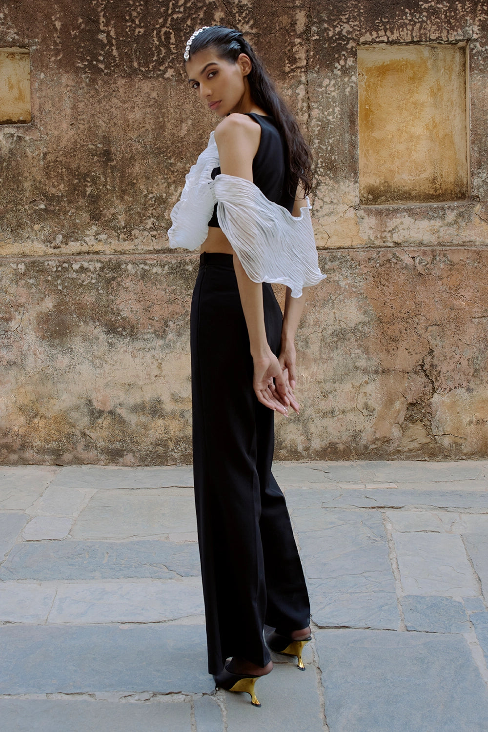 Black White Double Rosette Top With Pants