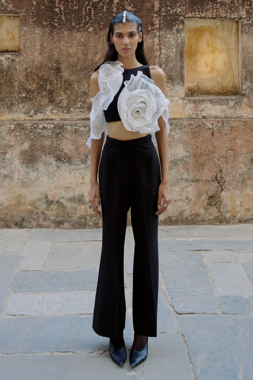 Black White Double Rosette Top With Pants