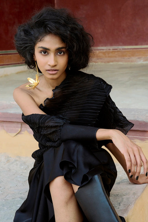 Black Alaya Top With Signature Skirt